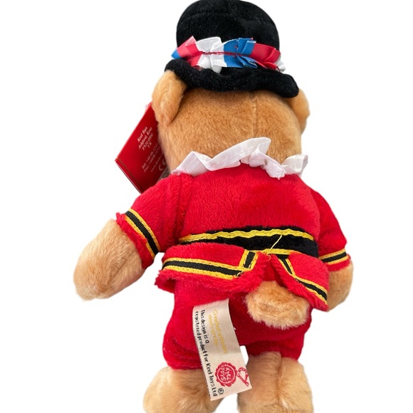 Beafeater Bear by Keel Toys UK 2018 Edition Collectible - Picture 2 of 9